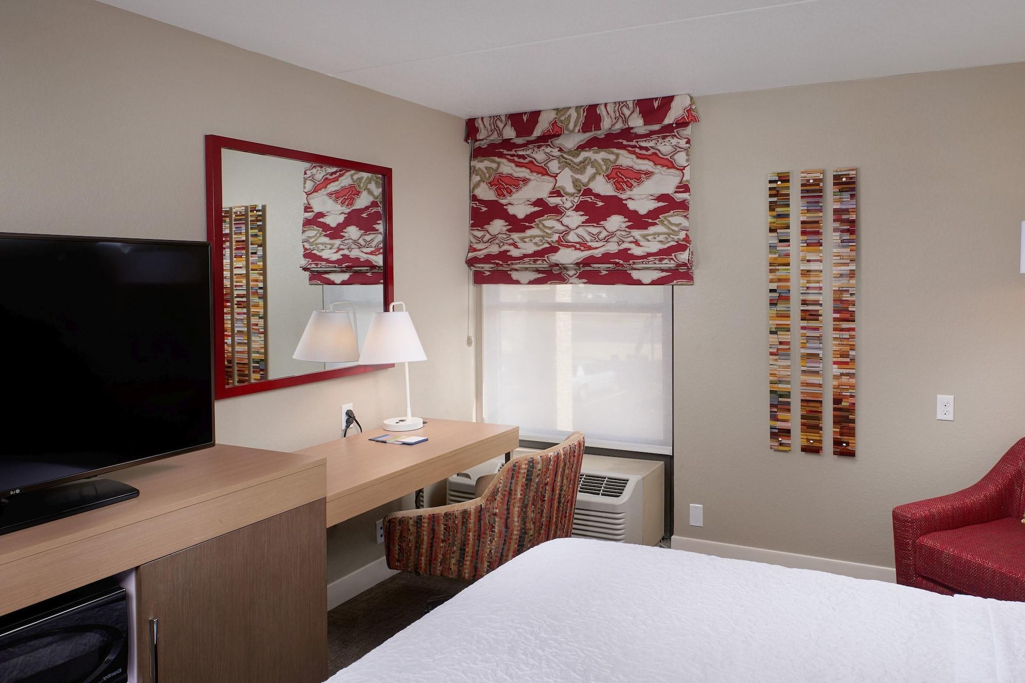 Hampton Inn & Suites Scottsdale On Shea Blvd Bagian luar foto