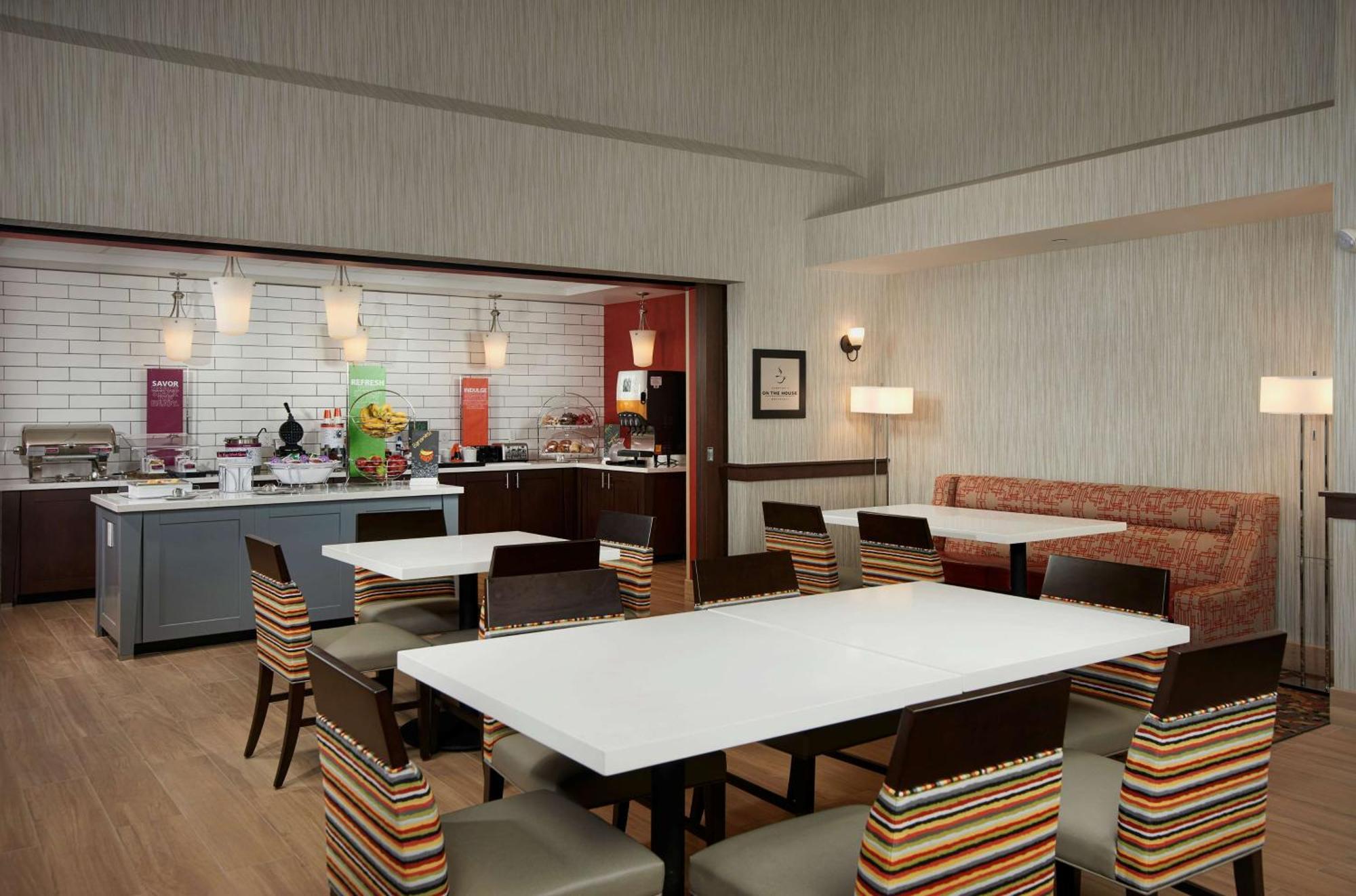 Hampton Inn & Suites Scottsdale On Shea Blvd Bagian luar foto
